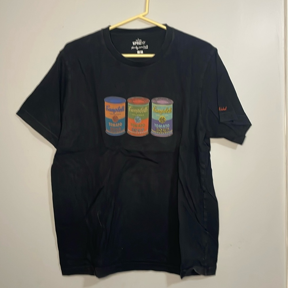 Black Uniqlo x Andy Warhol soup can pop art short sleeve tee
